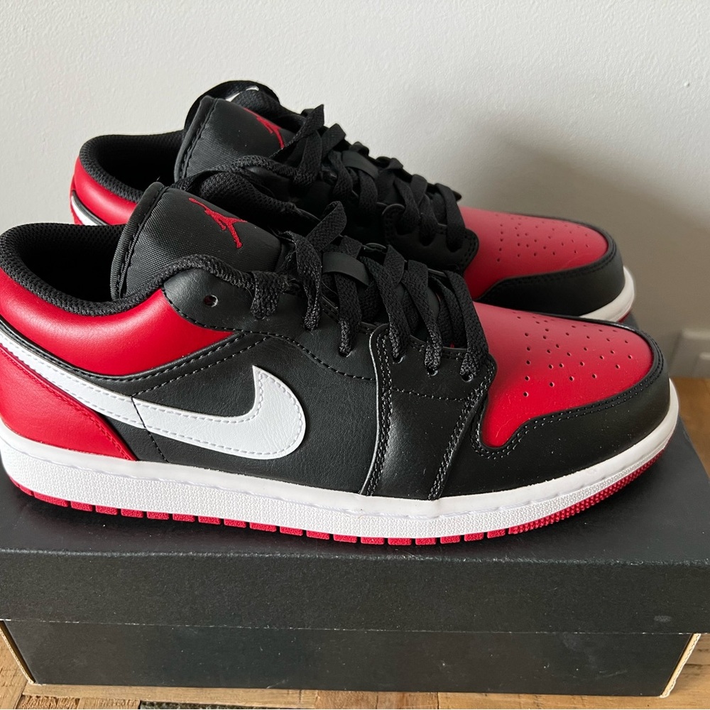 Nike Jordan 1 Low Black White Red Gym
